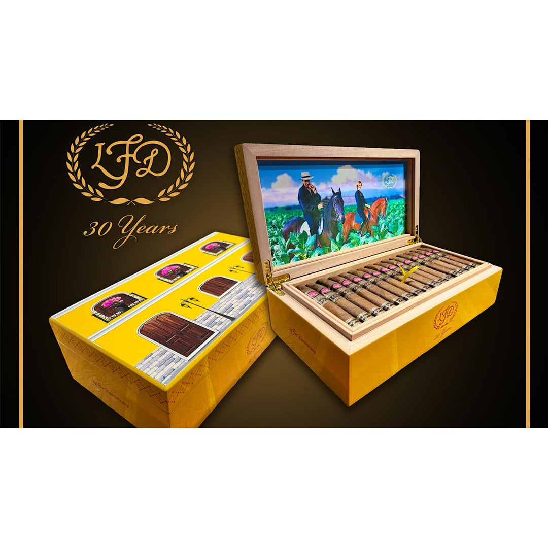 La Flor Dominicana 30 Years humidor
