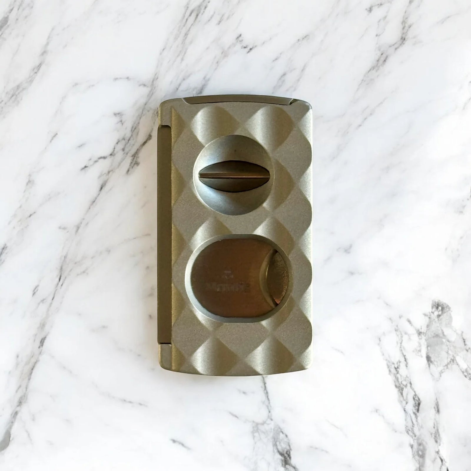 Mantis Universal Cigar Cutter Facetted Silver