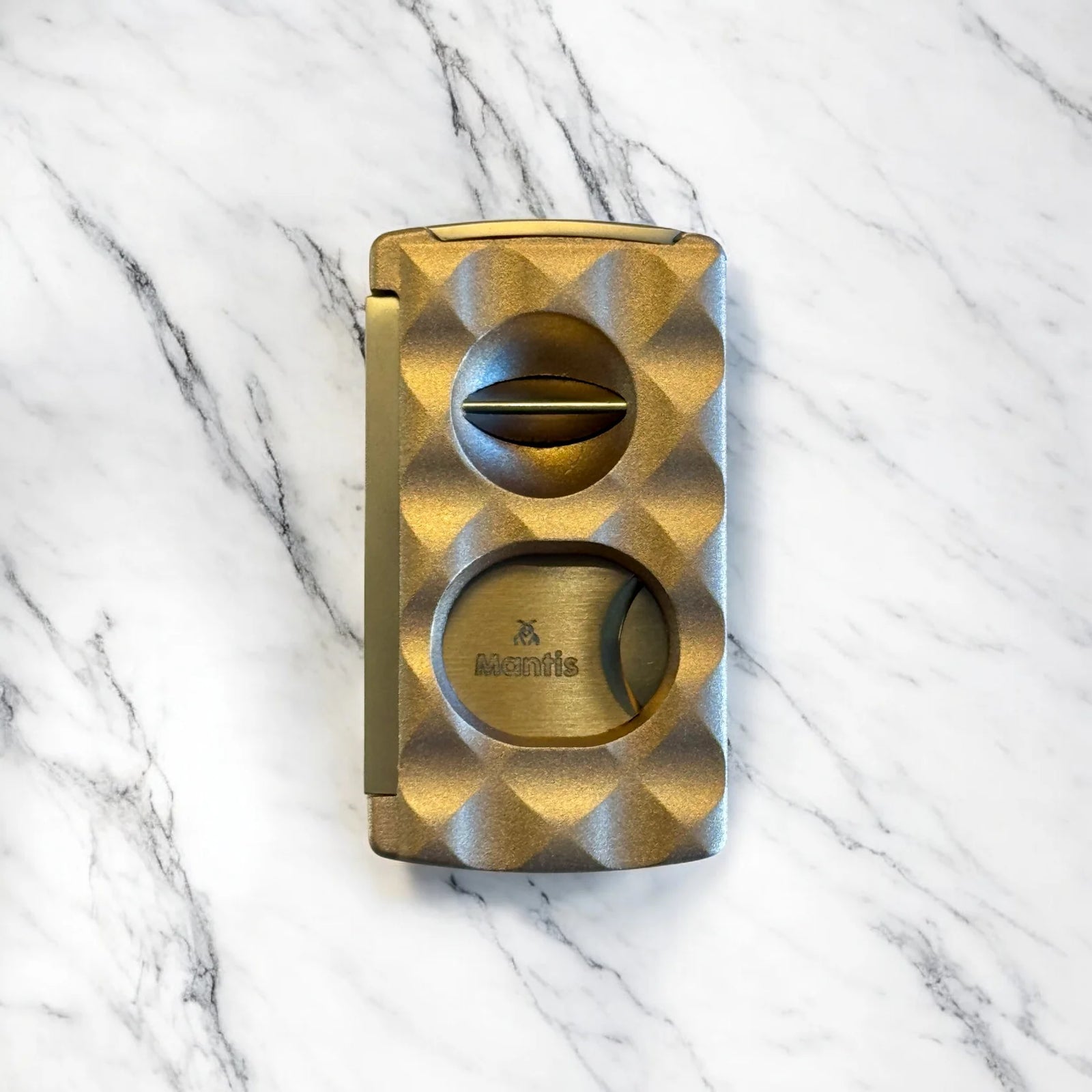 Mantis Universal Cigar Cutter Facetted Taupe