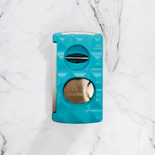 Mantis Universal Cigar Cutter Facetted Tiffany Blue