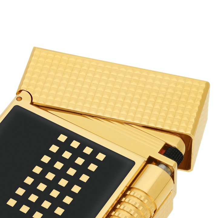 S.T Dupont Behike 15 Anniversary Le Grand Cigar Lighter close up