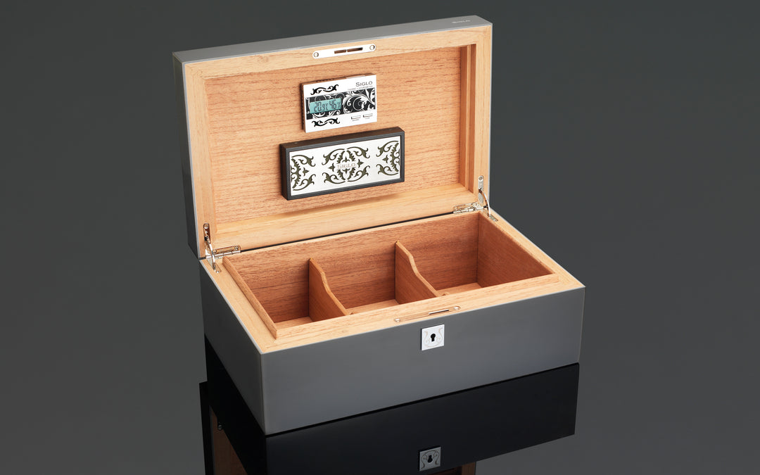 PCC Siglo Dog In Black Cigar Humidor 75 cigars