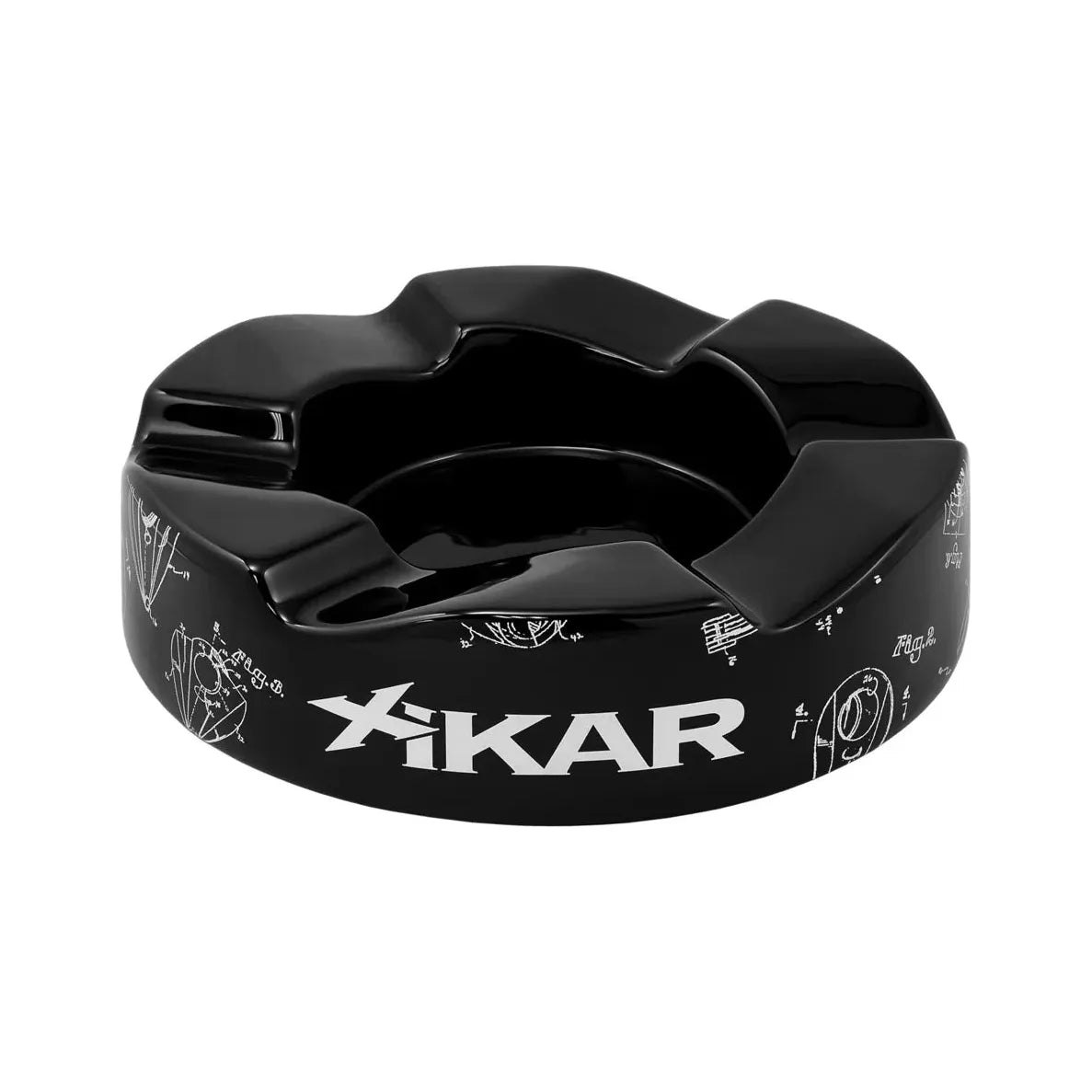 The Wave Ashtray is designed to accommodate six different cigars at once. The flowing appearance of the ceramic ashtray is artful to the eye, but designed for maximum functionality. 