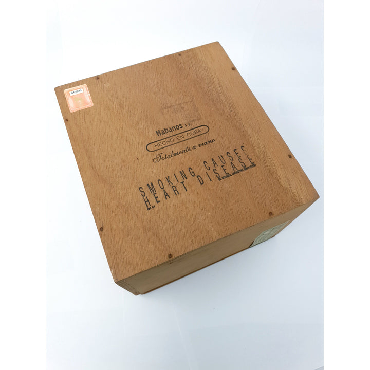 Hoyo De Monterrey Double Coronas 1998, vintage cigars, cuban cigars, rare cigars, hand made cigars, cabinet of 50