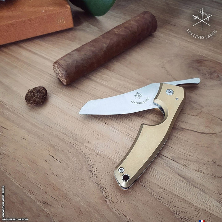 Les Fines Lames Le Petit - Brass, cigar accesories, cigar cutter, cigar knife