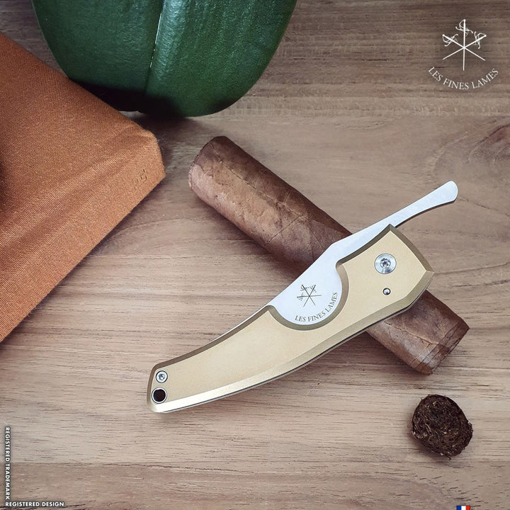 Les Fines Lames Le Petit - Brass, cigar accesories, cigar cutter, cigar knife