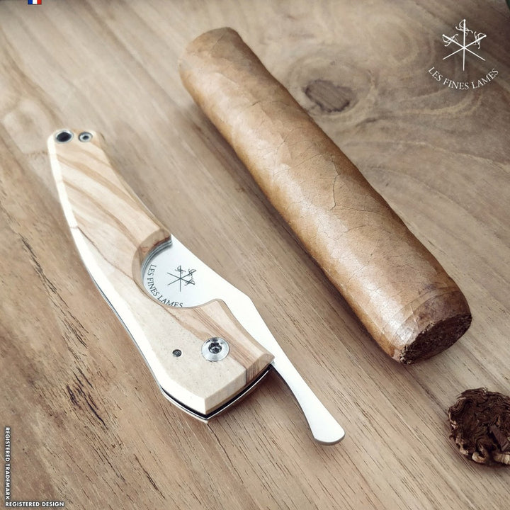 Les Fines Lames Le Petit - Olive Wood, cigar accesories, cigar cutter, cigar knife