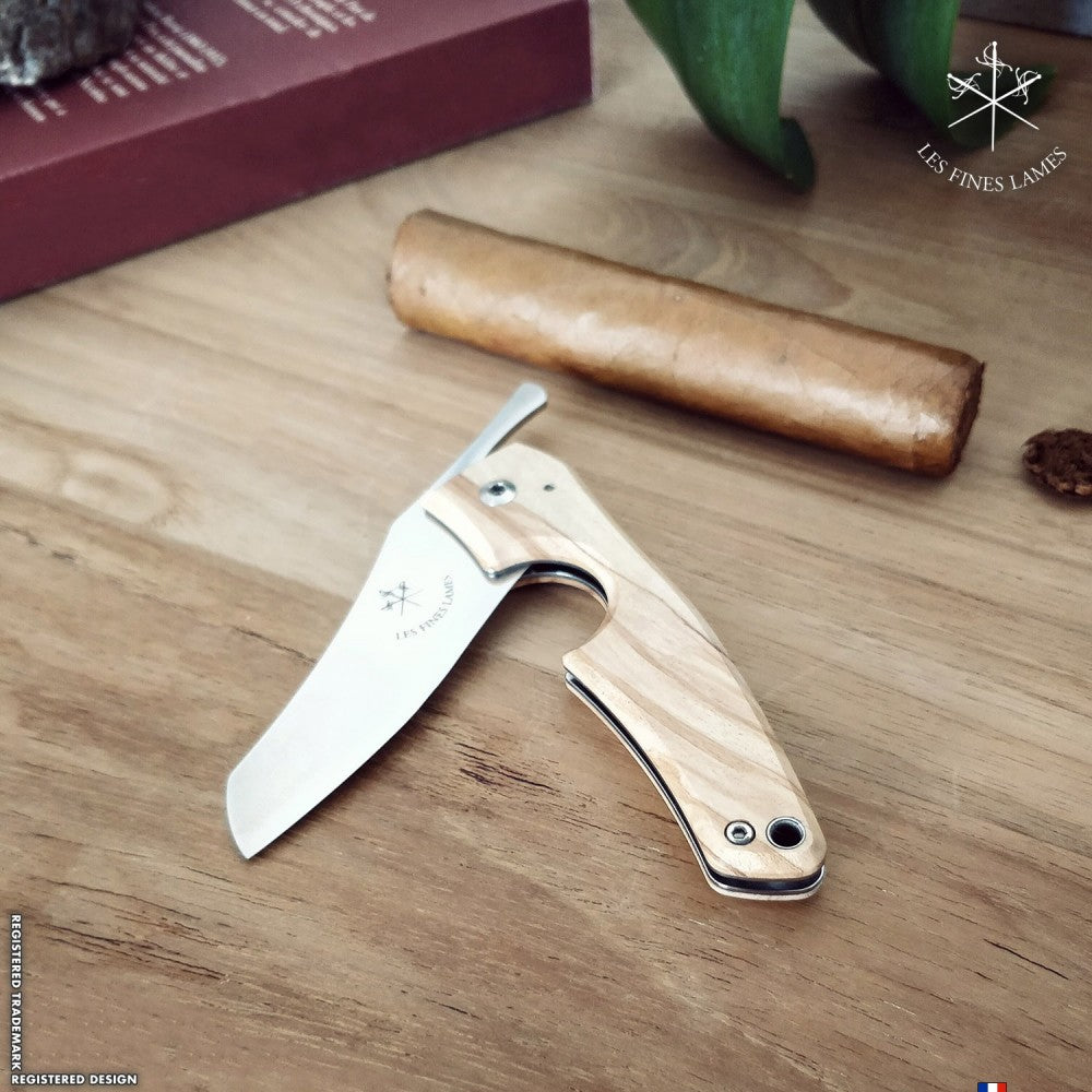 Les Fines Lames Le Petit - Olive Wood, cigar accesories, cigar cutter, cigar knife
