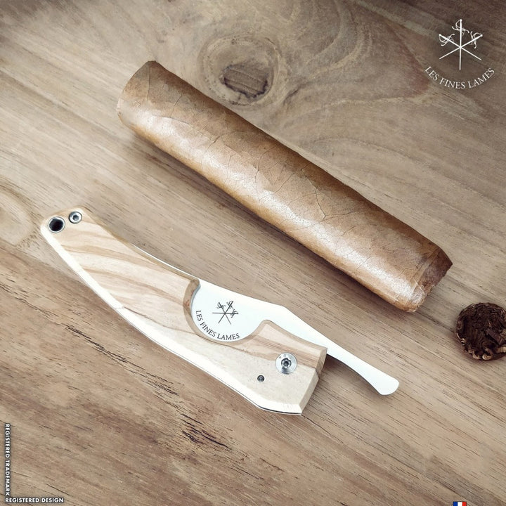 Les Fines Lames Le Petit - Olive Wood, cigar accesories, cigar cutter, cigar knife