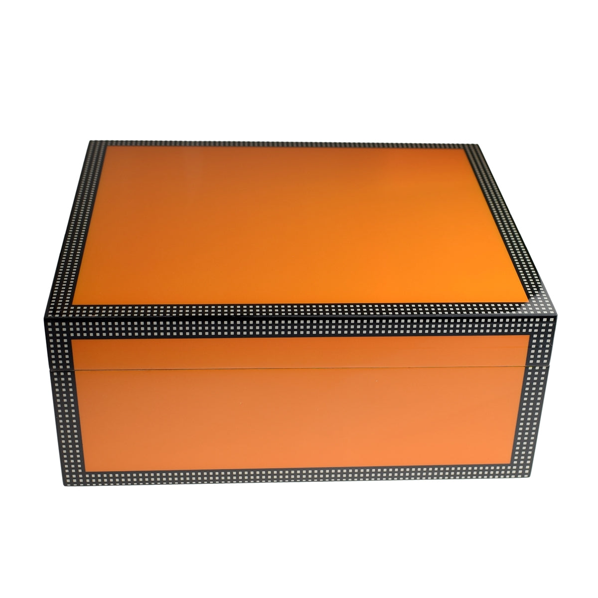 Cigar humidors, budget humidor, 40 cigars, cigar accessories.